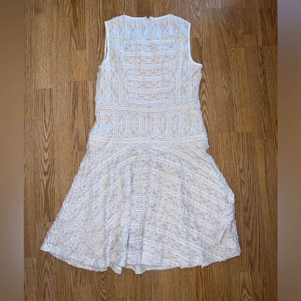 Vince Camuto Dress View 4